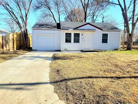 2701 S Emporia St, Wichita, KS 67216. . Homes for rent wichita ks